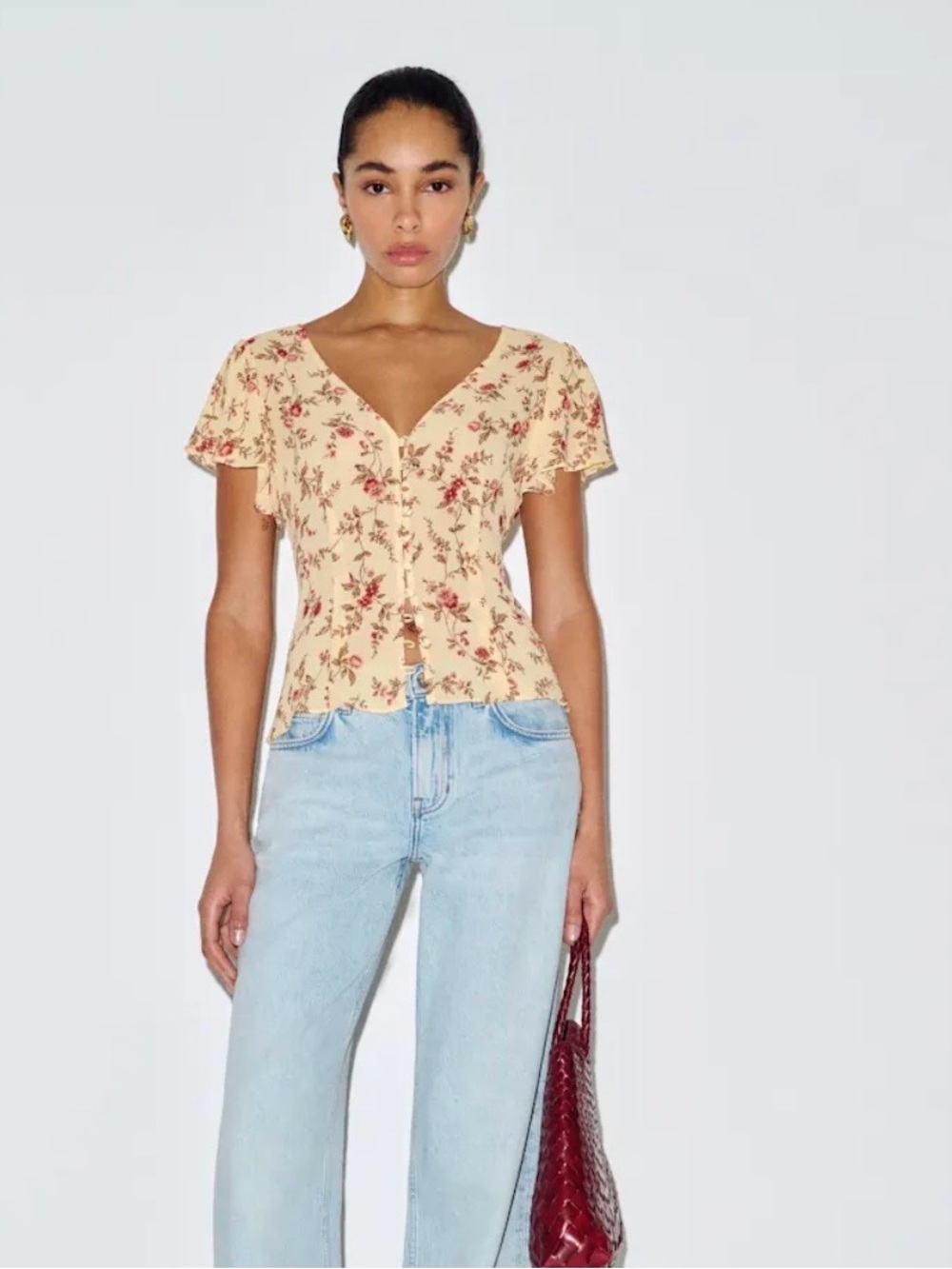 Reformation Cream Floral V-Neck Button Blouse with Pink Roses never worn! - Picture 2 of 7